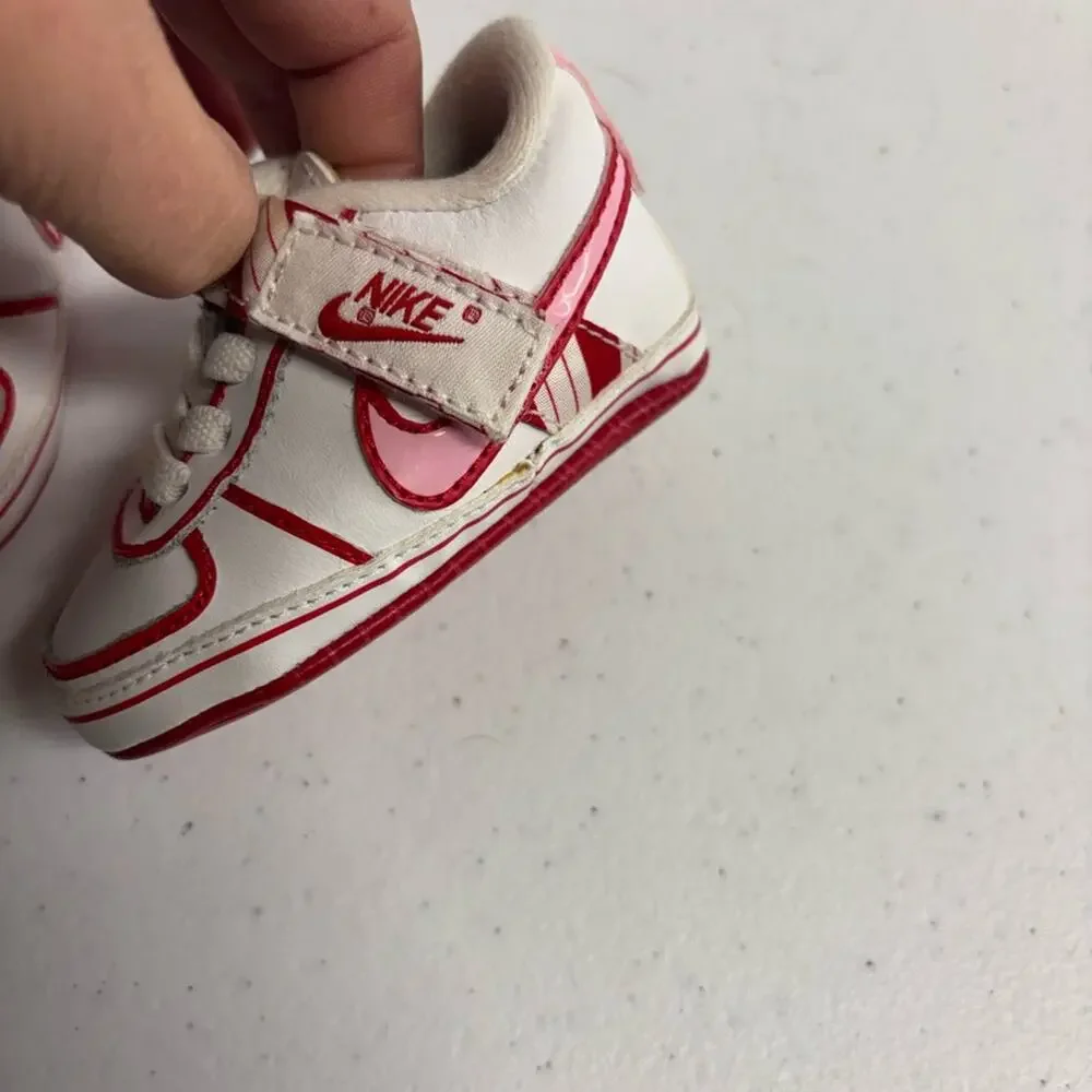 Nike Vandal Low Crib sneakers in white and red infant size 1C